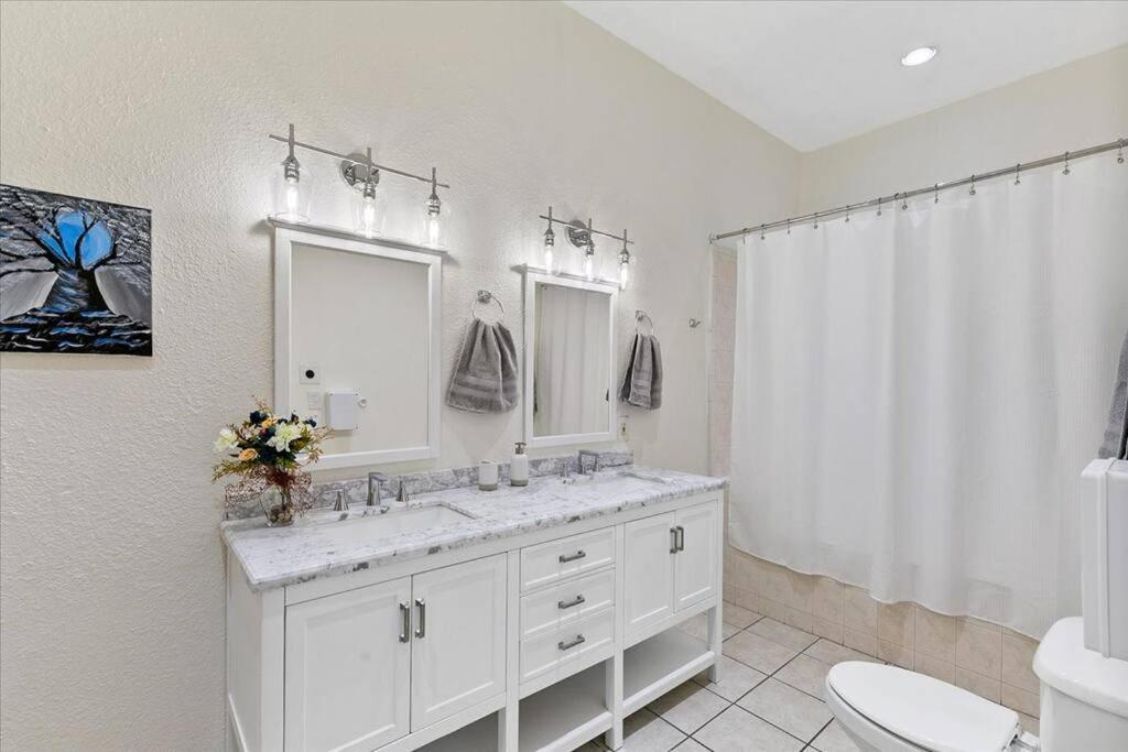 Lucky House - Tranquility In The Middle Of Houston - Tv In Every Room - 300 M2 Exterior photo
